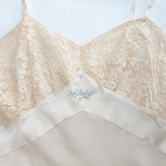 Vintage 1930-40s Cream Bias Cut Silk/Lace Slip-Dress Bound Scalloped Hem - Picture 6 of 15